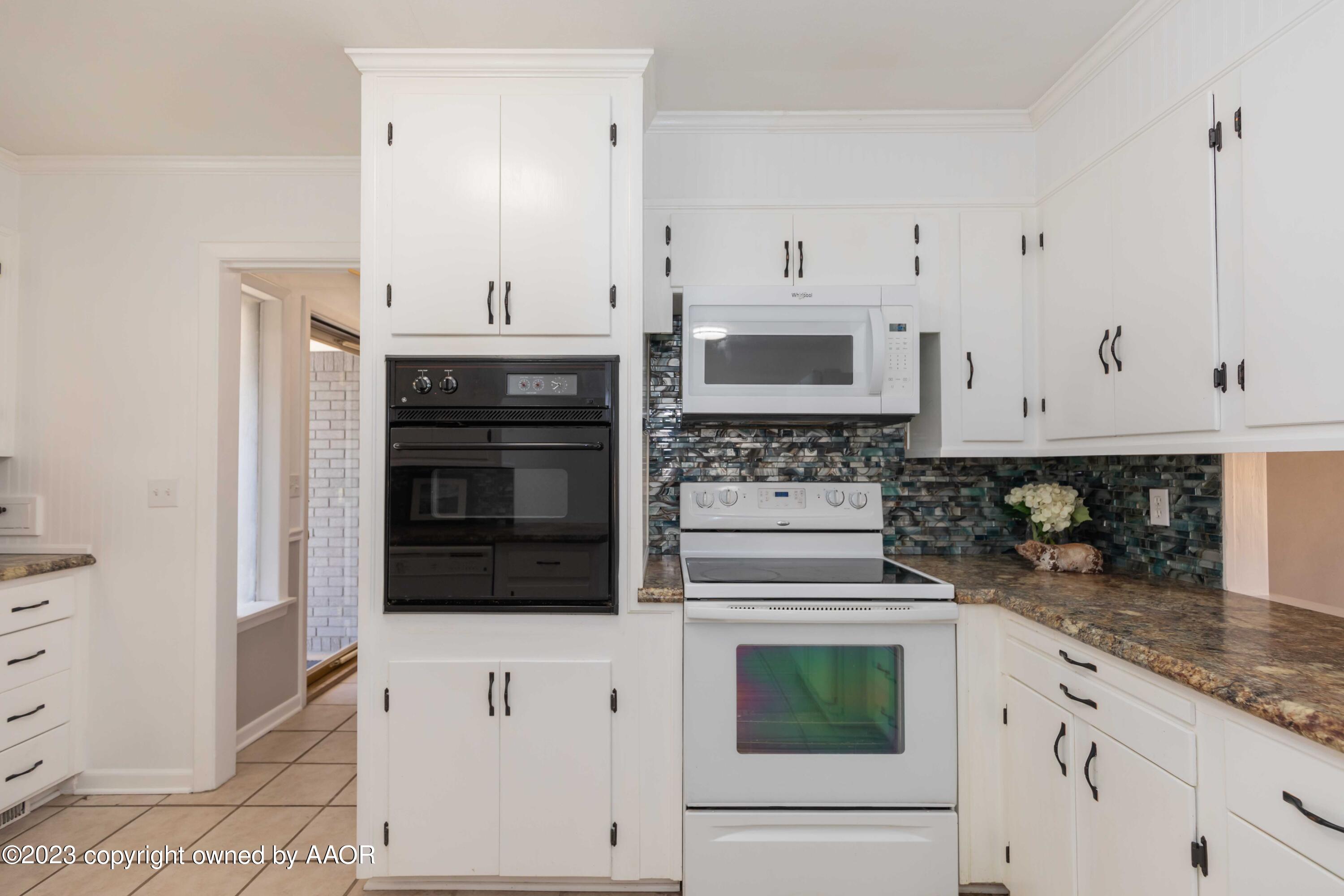 3406 Concord Road Amarillo, TX 79109 - Photo 15 of 46 KITCHEN VIEW 6