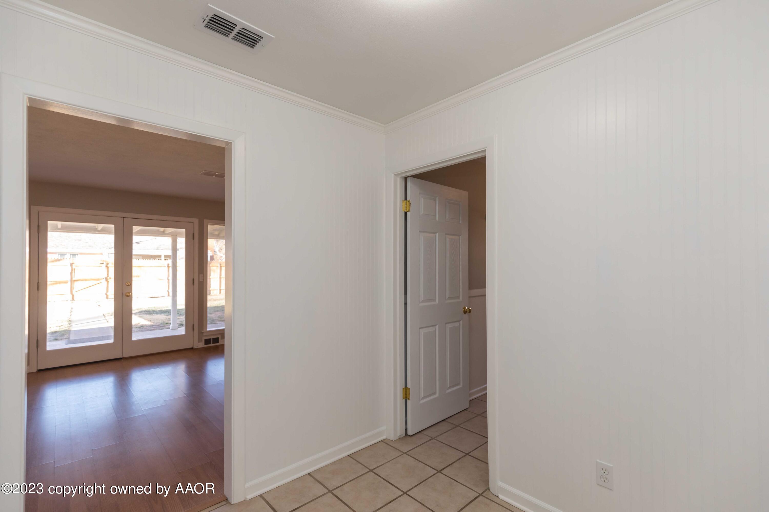 3406 Concord Road Amarillo, TX 79109 - Photo 21 of 46 BREAKFAST NOOK VIEW 2