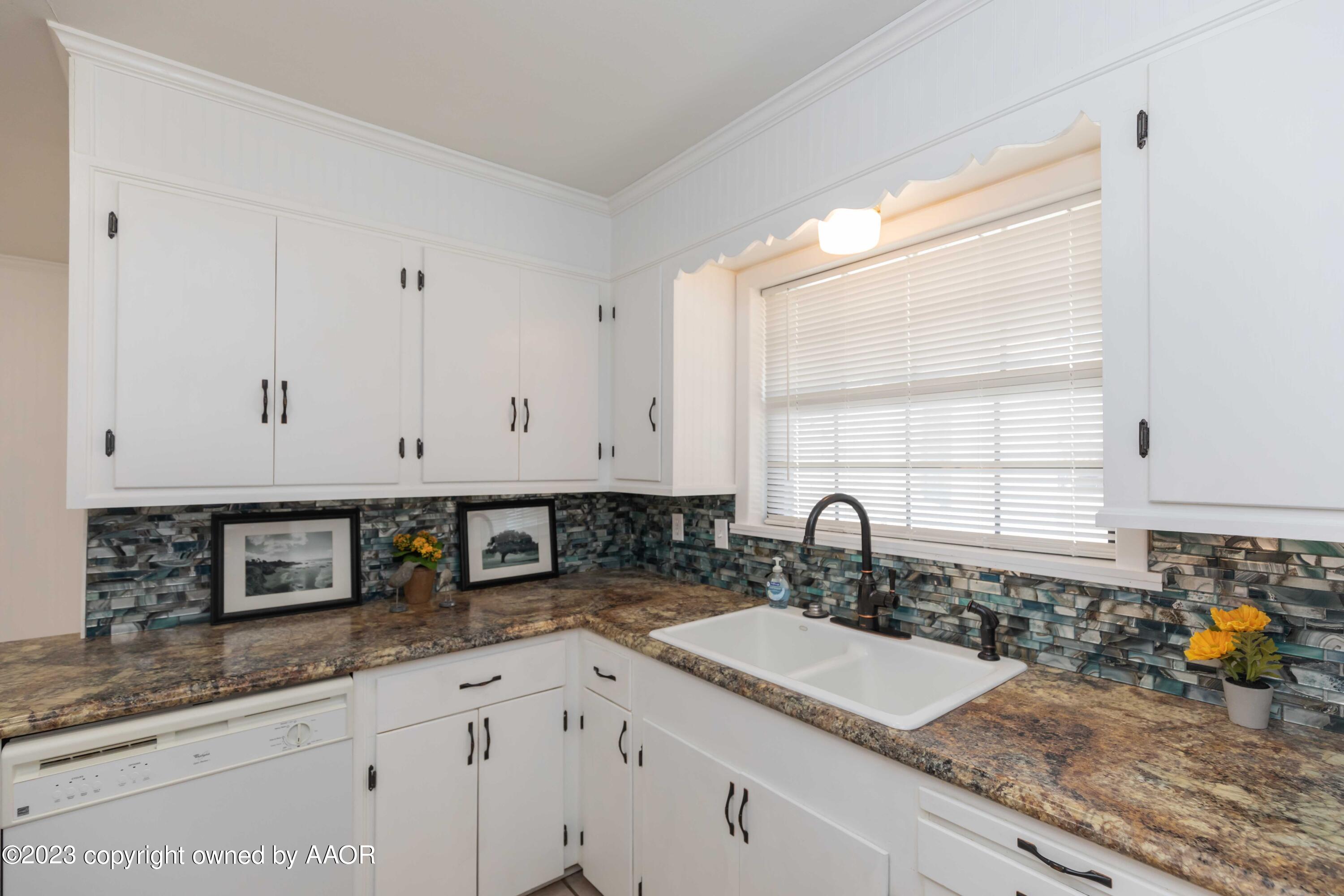 3406 Concord Road Amarillo, TX 79109 - Photo 10 of 46 KITCHEN VIEW 1