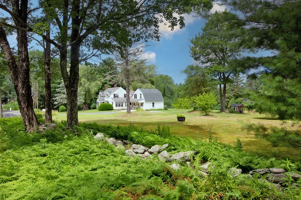 923 General Knox Road Russell, MA 01071 - Photo 1 of 15 Gallery Image 1