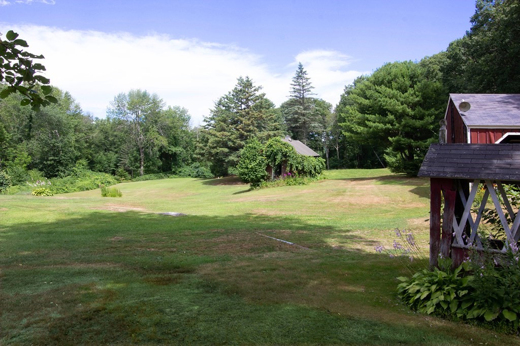 923 General Knox Road Russell, MA 01071 - Photo 6 of 15 Gallery Image 6