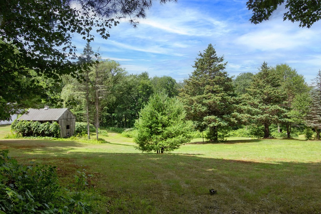 923 General Knox Road Russell, MA 01071 - Photo 9 of 15 Gallery Image 9