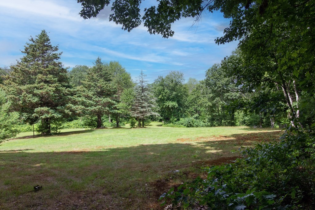 923 General Knox Road Russell, MA 01071 - Photo 10 of 15 Gallery Image 10