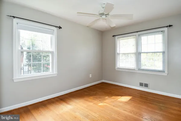 $5,300 | 4520 41st Street North, Arlington, VA 22207