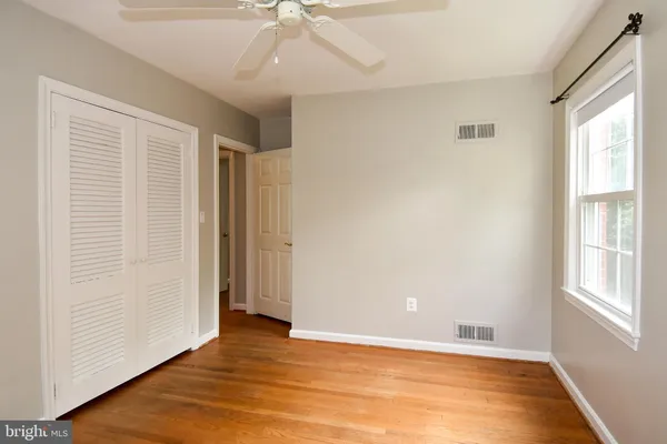 $5,300 | 4520 41st Street North, Arlington, VA 22207