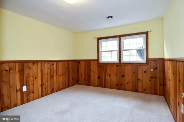 $5,300 | 4520 41st Street North, Arlington, VA 22207