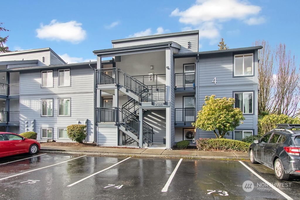 2601 Northeast 4th Street, Unit 431 Renton, WA 98056 - Photo 1 of 19 Gallery Image 1