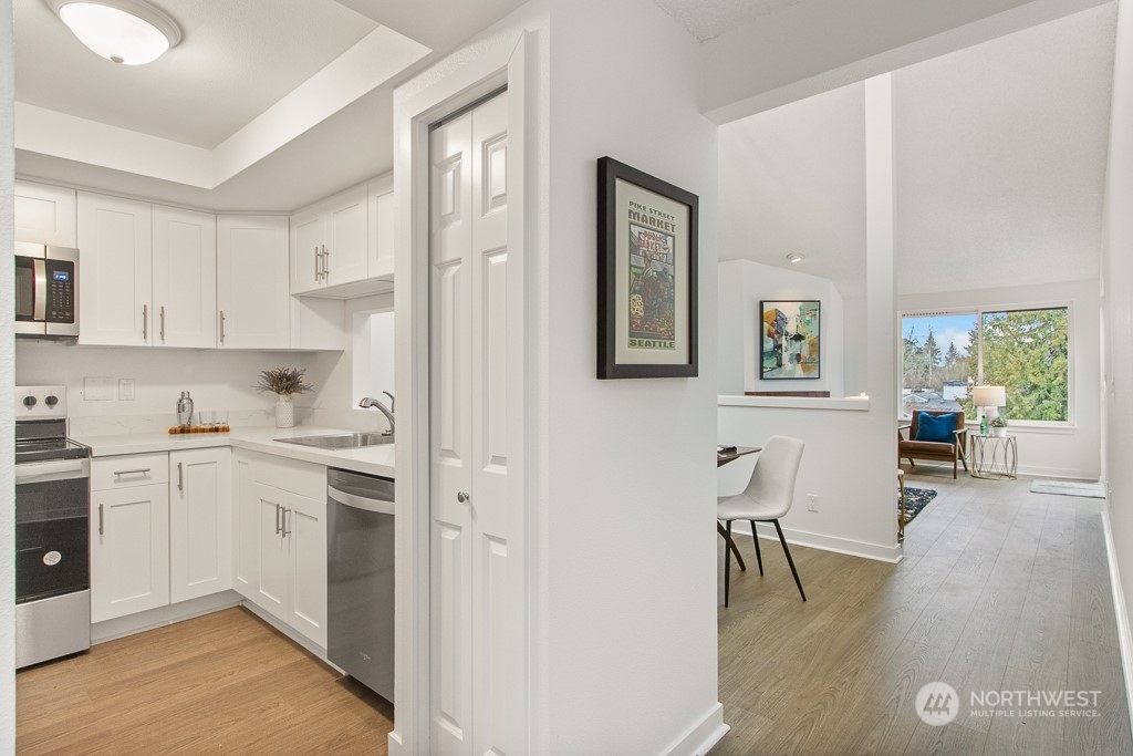 2601 Northeast 4th Street, Unit 431 Renton, WA 98056 - Photo 17 of 19 Gallery Image 17