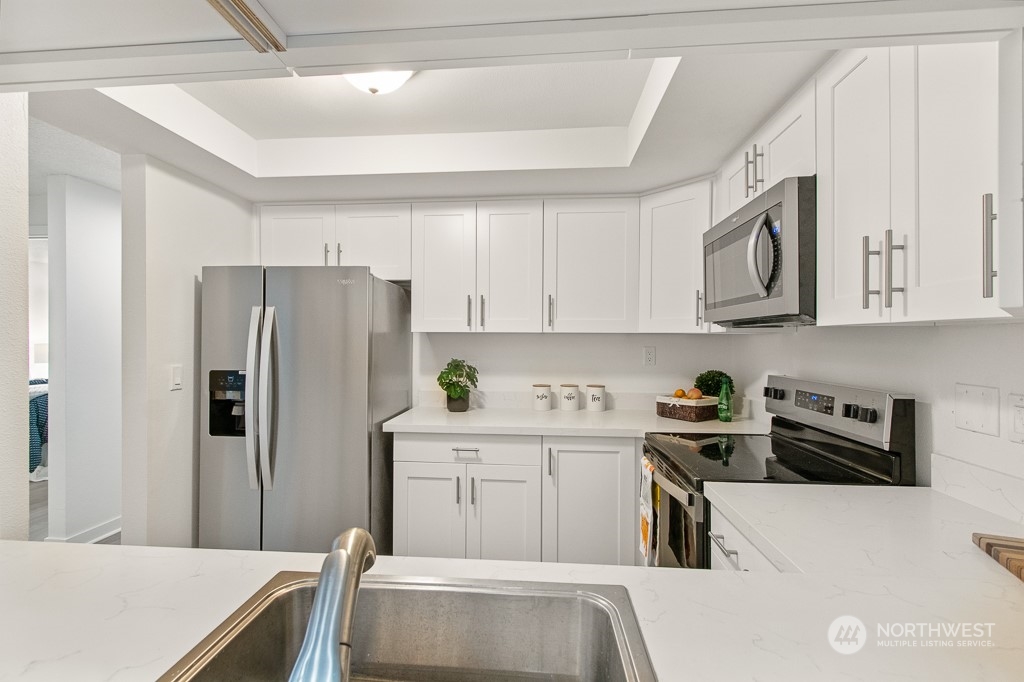 2601 Northeast 4th Street, Unit 431 Renton, WA 98056 - Photo 4 of 19 Gallery Image 4