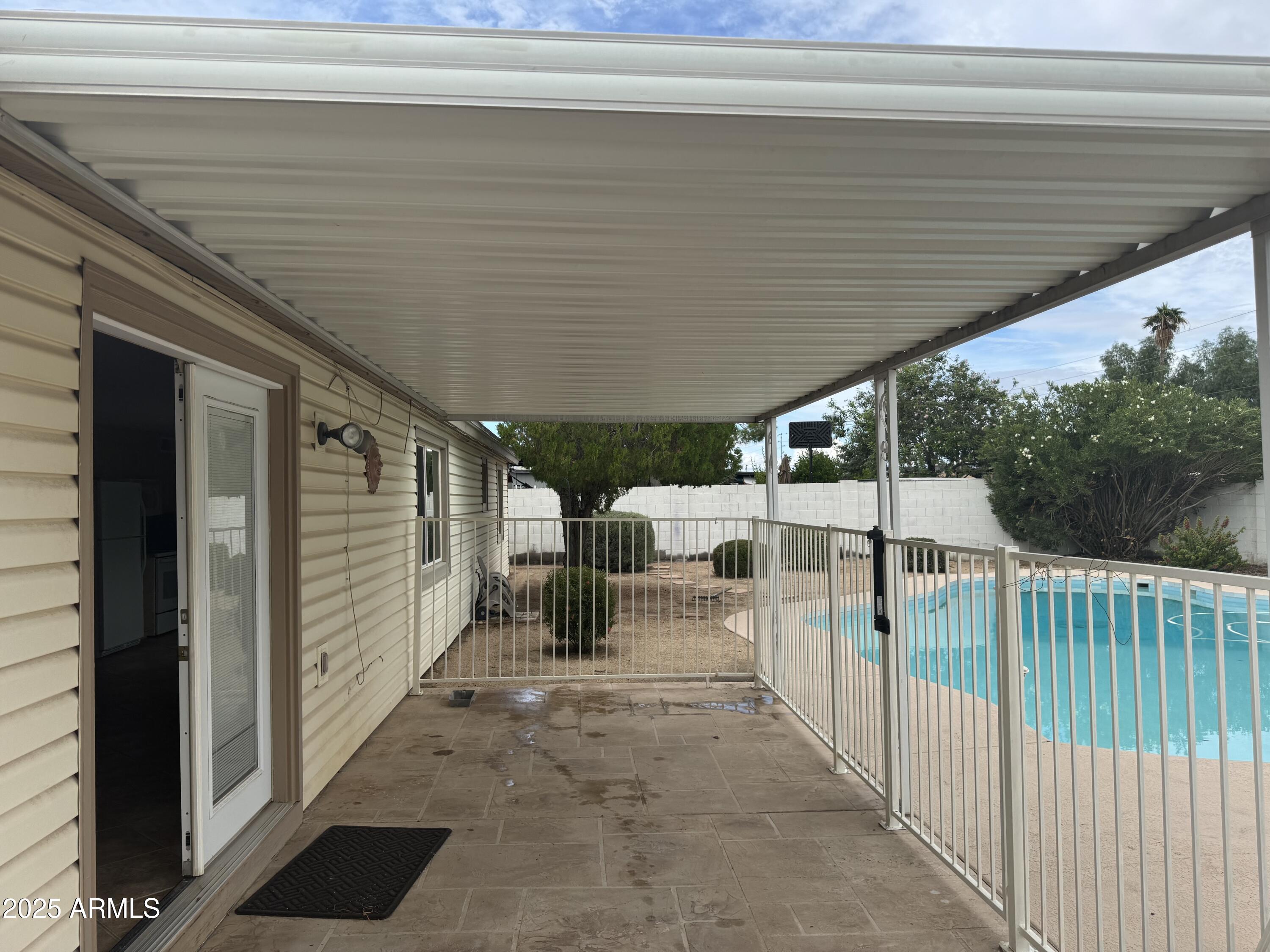 14225 North 39th Way Phoenix, AZ 85032 - Photo 21 of 23 a view of a porch