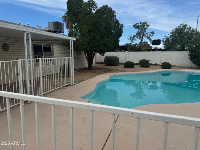 $2,600 | 14225 North 39th Way, Phoenix, AZ 85032