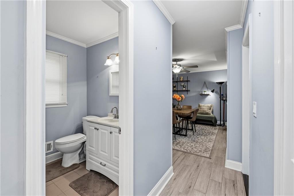 1373 Sanden Ferry Drive Decatur, GA 30033 - Photo 12 of 38