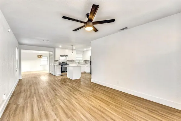 $1,995 | 9942 Santa Garza Drive, Dallas, TX 75228
