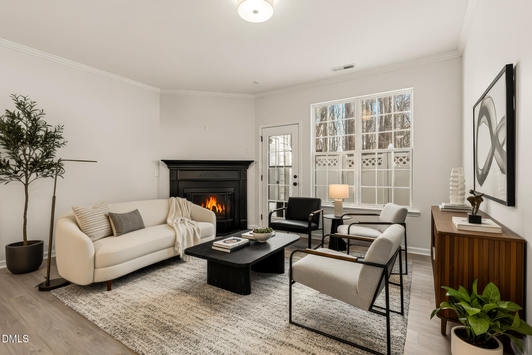 4536 Sugarbend Way Raleigh, NC 27606 - Photo 17 of 45 Living Room