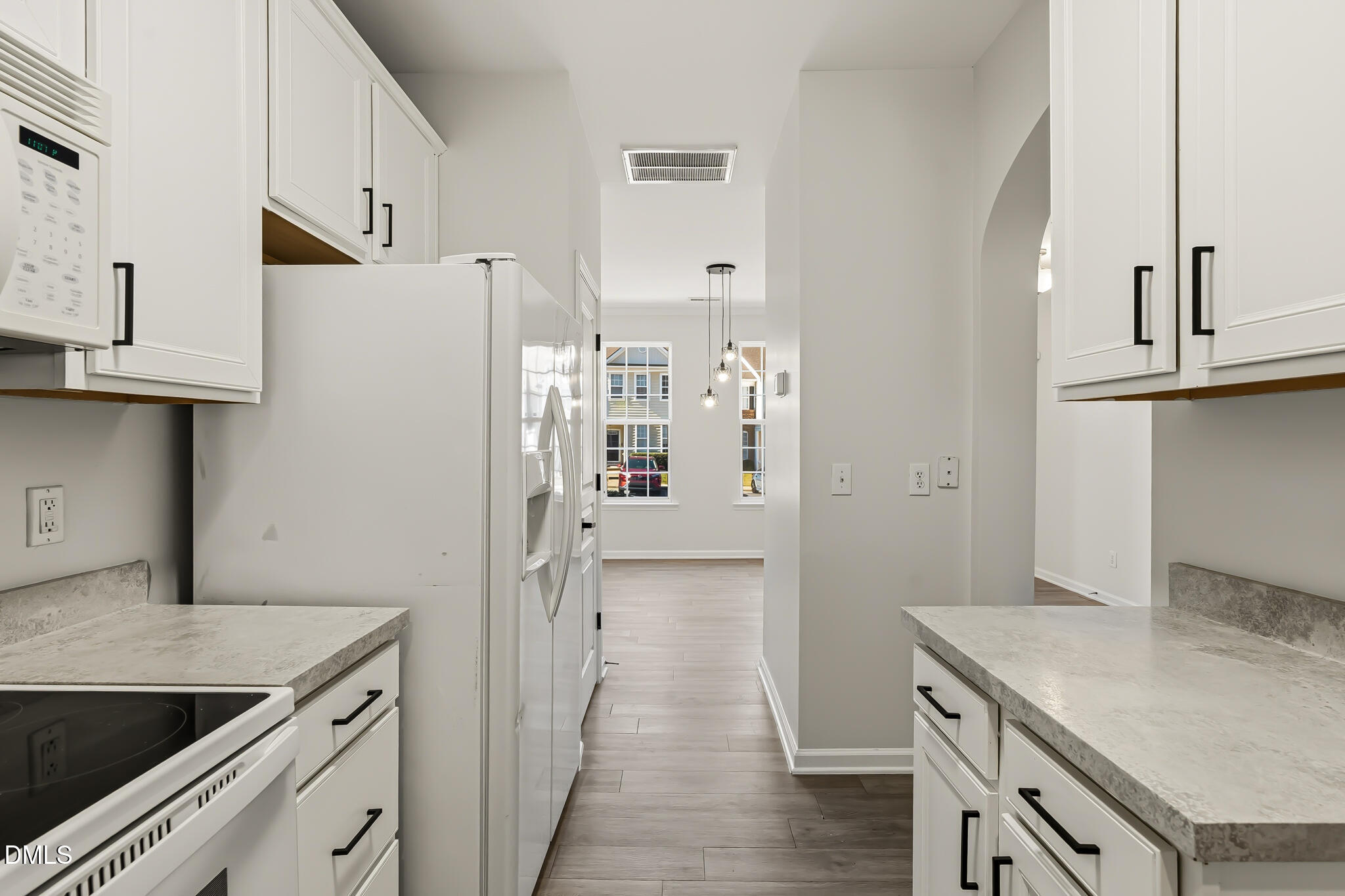 4536 Sugarbend Way Raleigh, NC 27606 - Photo 26 of 45 Kitchen