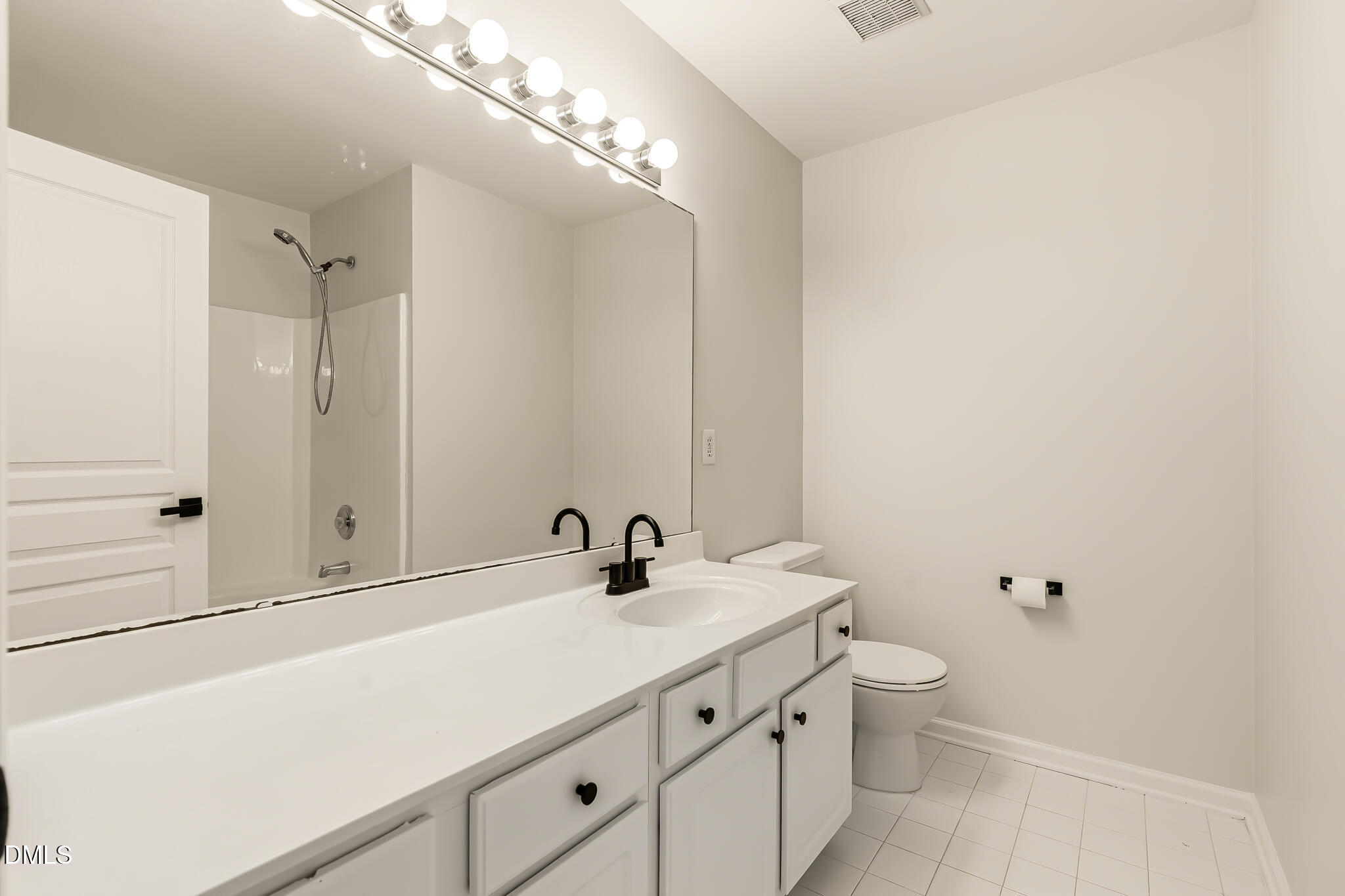 4536 Sugarbend Way Raleigh, NC 27606 - Photo 34 of 45 Primary Bath