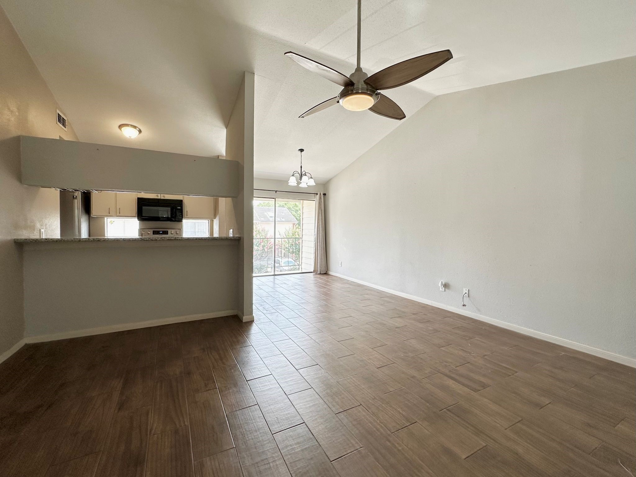 2211 South Kirkwood Road, Unit 35 Houston, TX 77077 - Photo 4 of 12