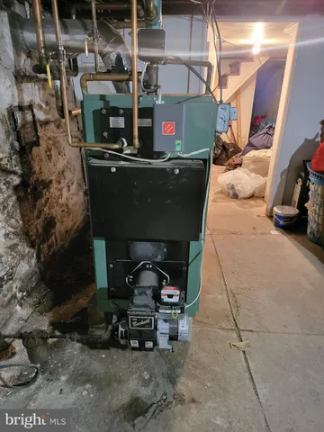 a view of utility room