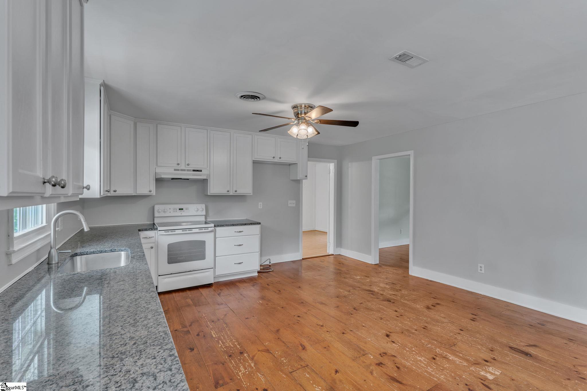 3 Drewry Road Taylors, SC 29687 - Photo 3 of 35