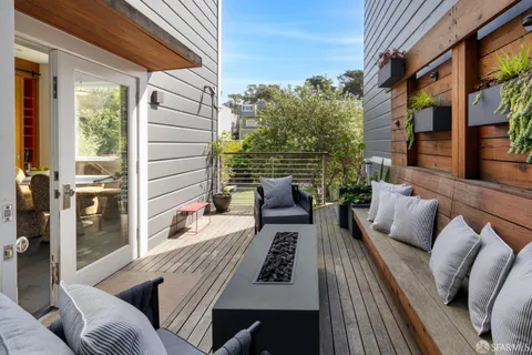 a view of a yard