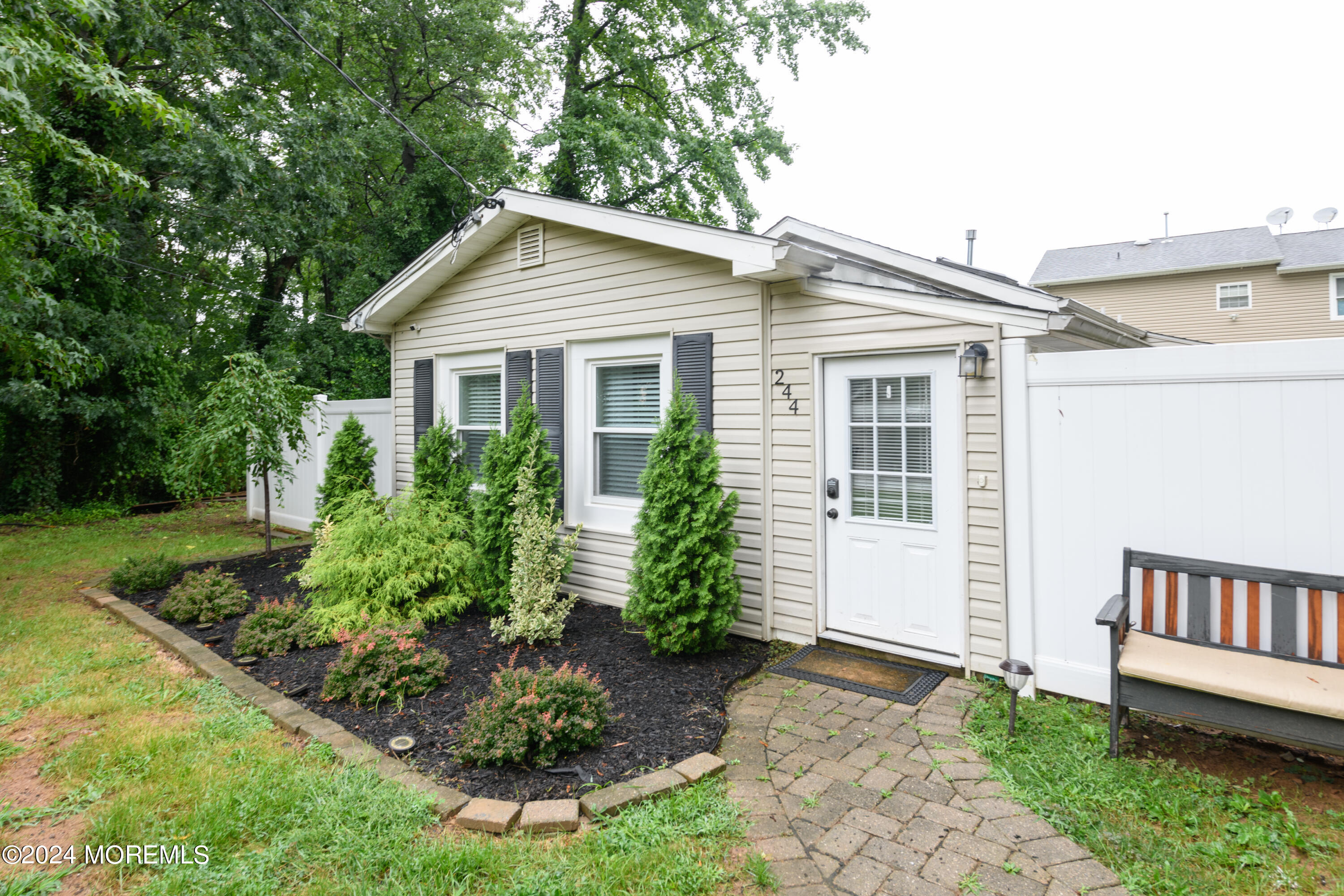 244 Amboy Road Keyport, NJ 07735 - Photo 18 of 20 BAP_1387
