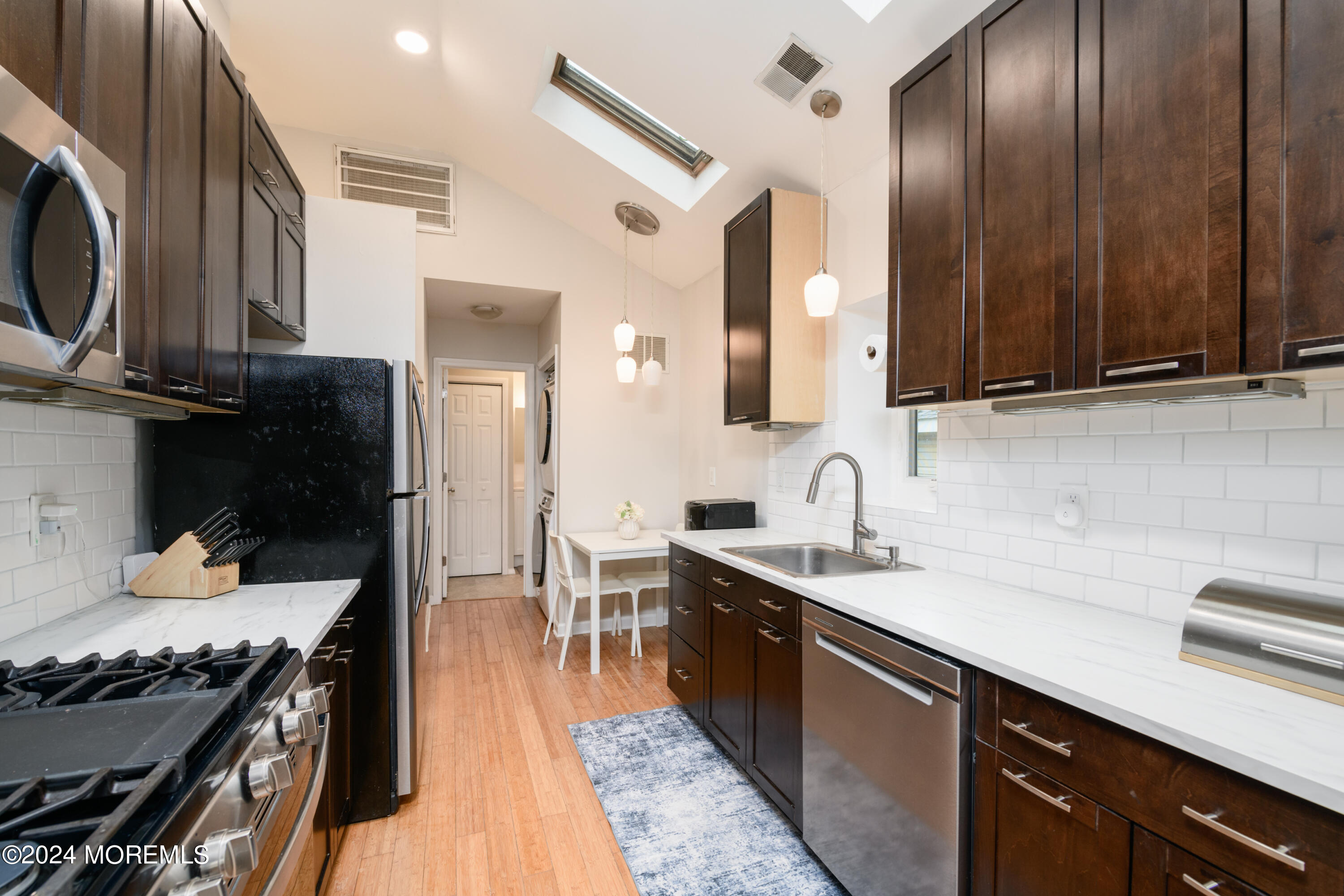244 Amboy Road Keyport, NJ 07735 - Photo 8 of 20 BAP_1341-Edit
