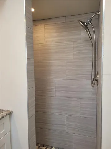 $2,300 | 1700 Blue Lake Circle, Punta Gorda, FL 33983