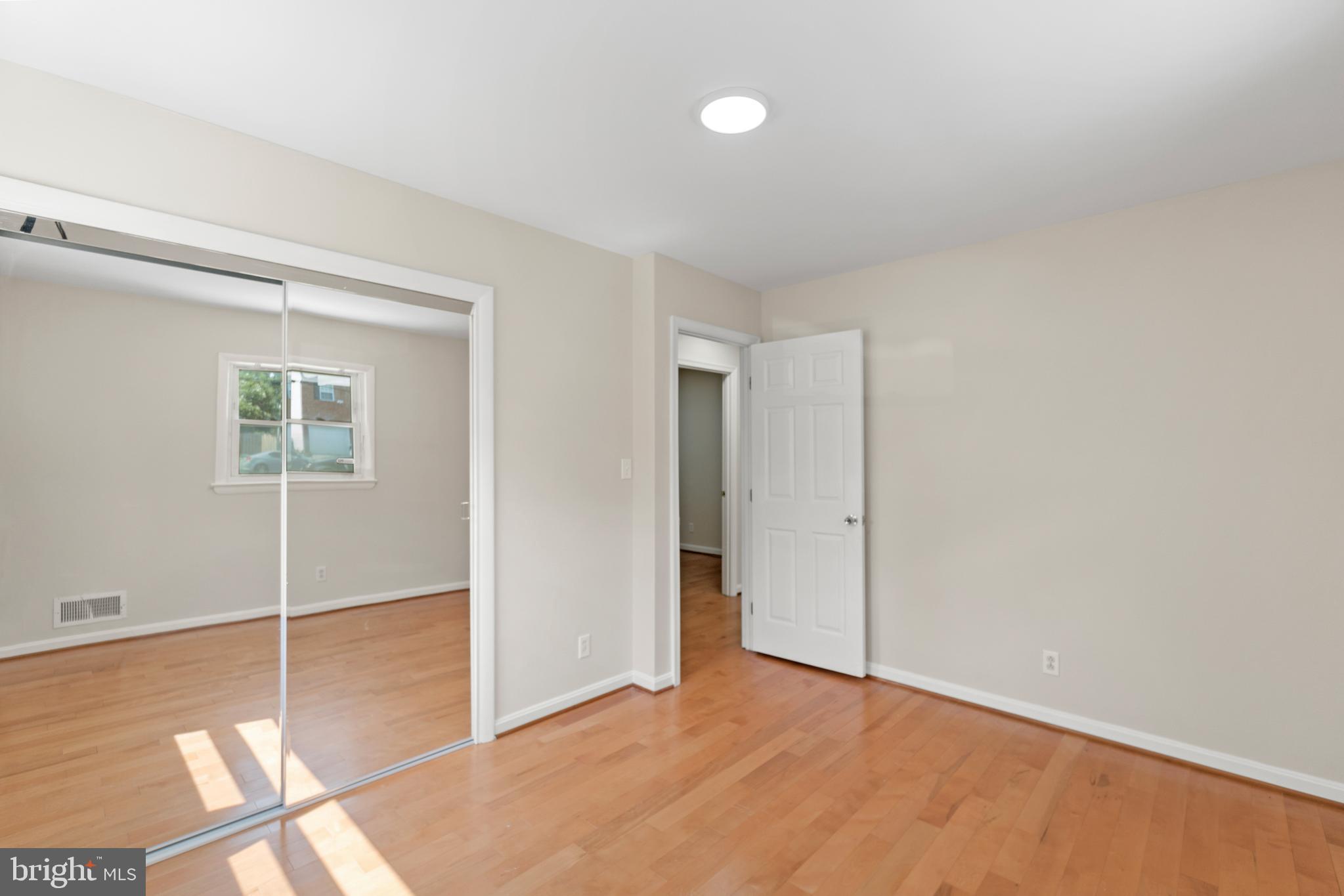 1401 Wheaton Lane Silver Spring, MD 20902 - Photo 16 of 51 Gallery Image 16
