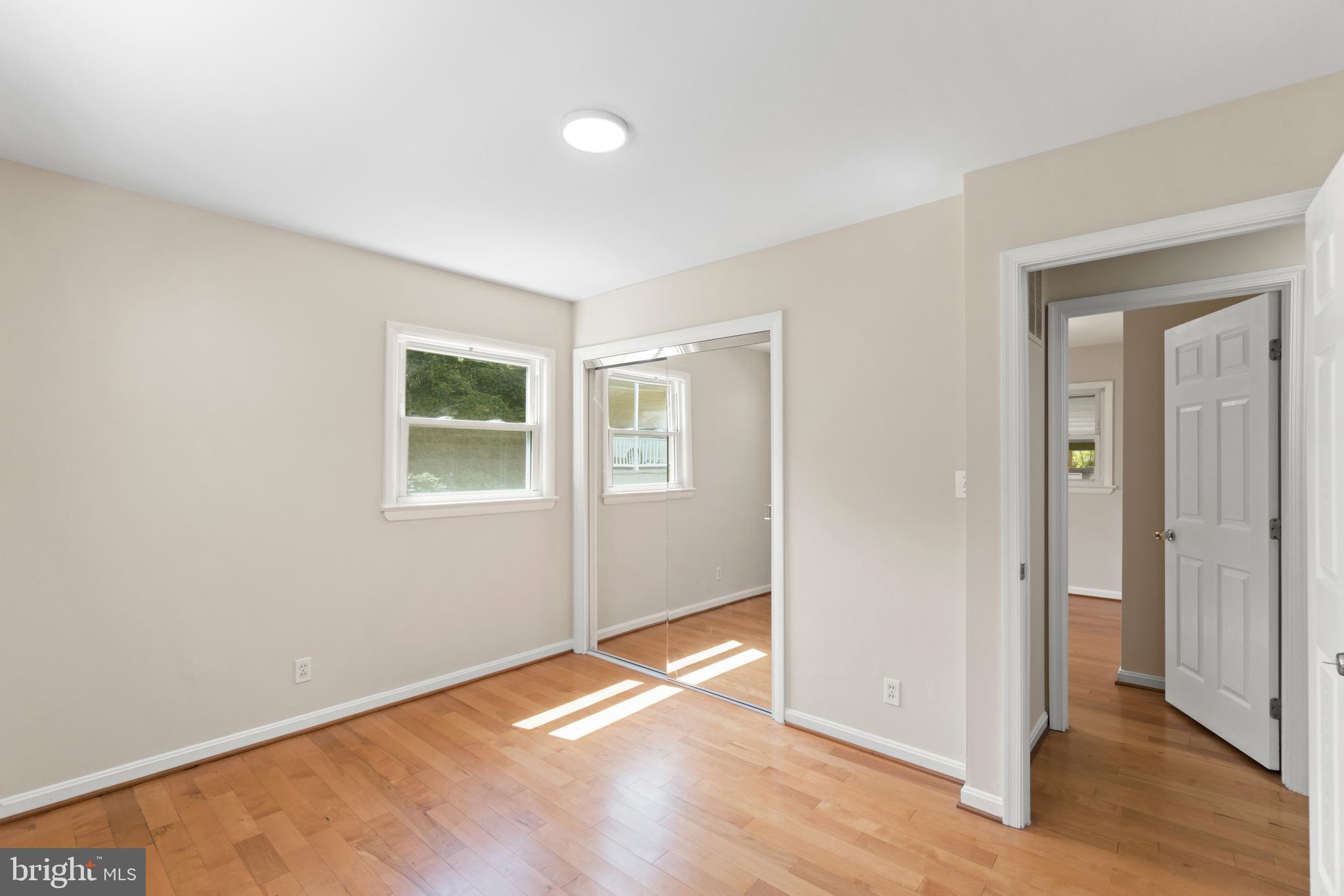 1401 Wheaton Lane Silver Spring, MD 20902 - Photo 18 of 51 Gallery Image 18