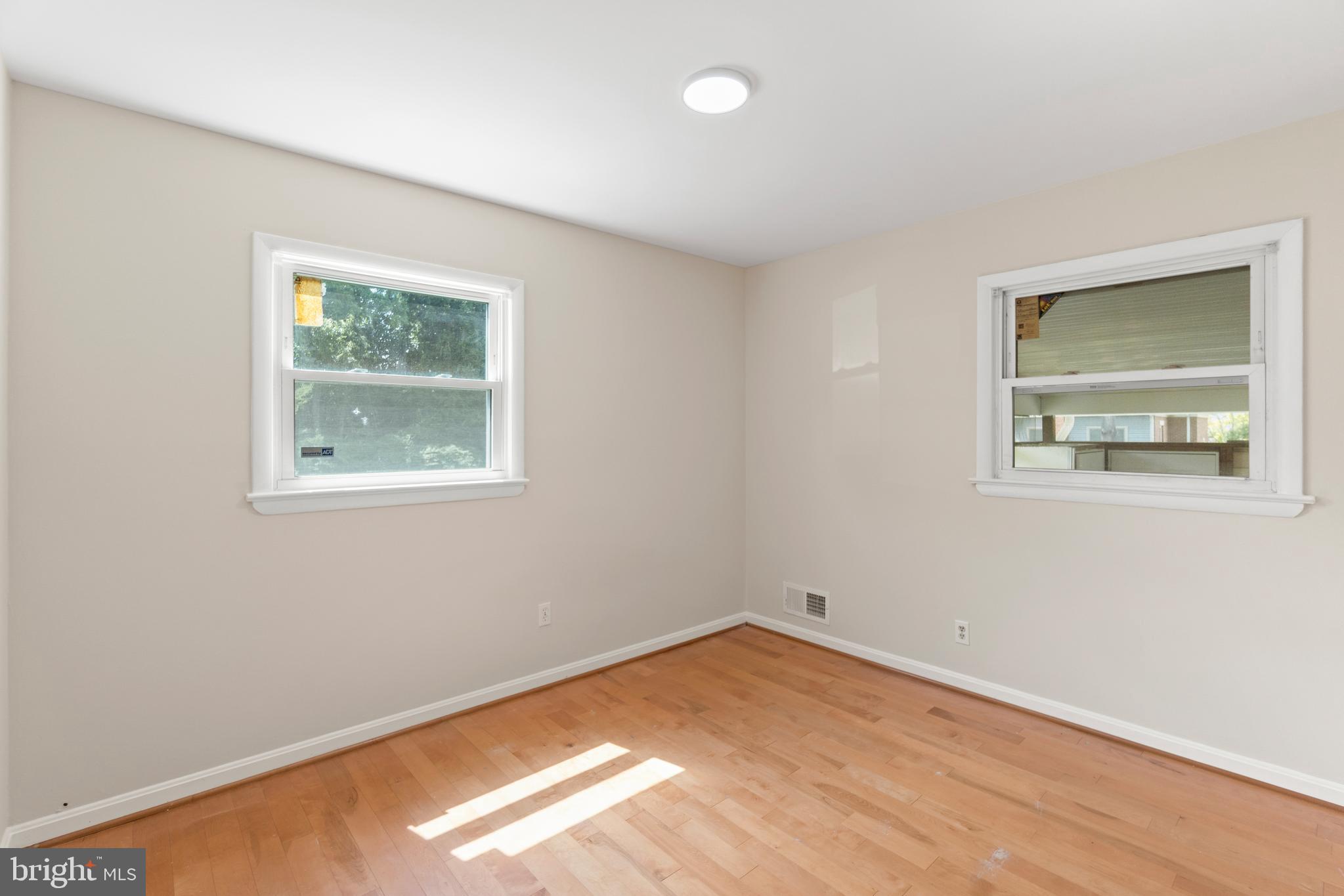 1401 Wheaton Lane Silver Spring, MD 20902 - Photo 19 of 51 Gallery Image 19