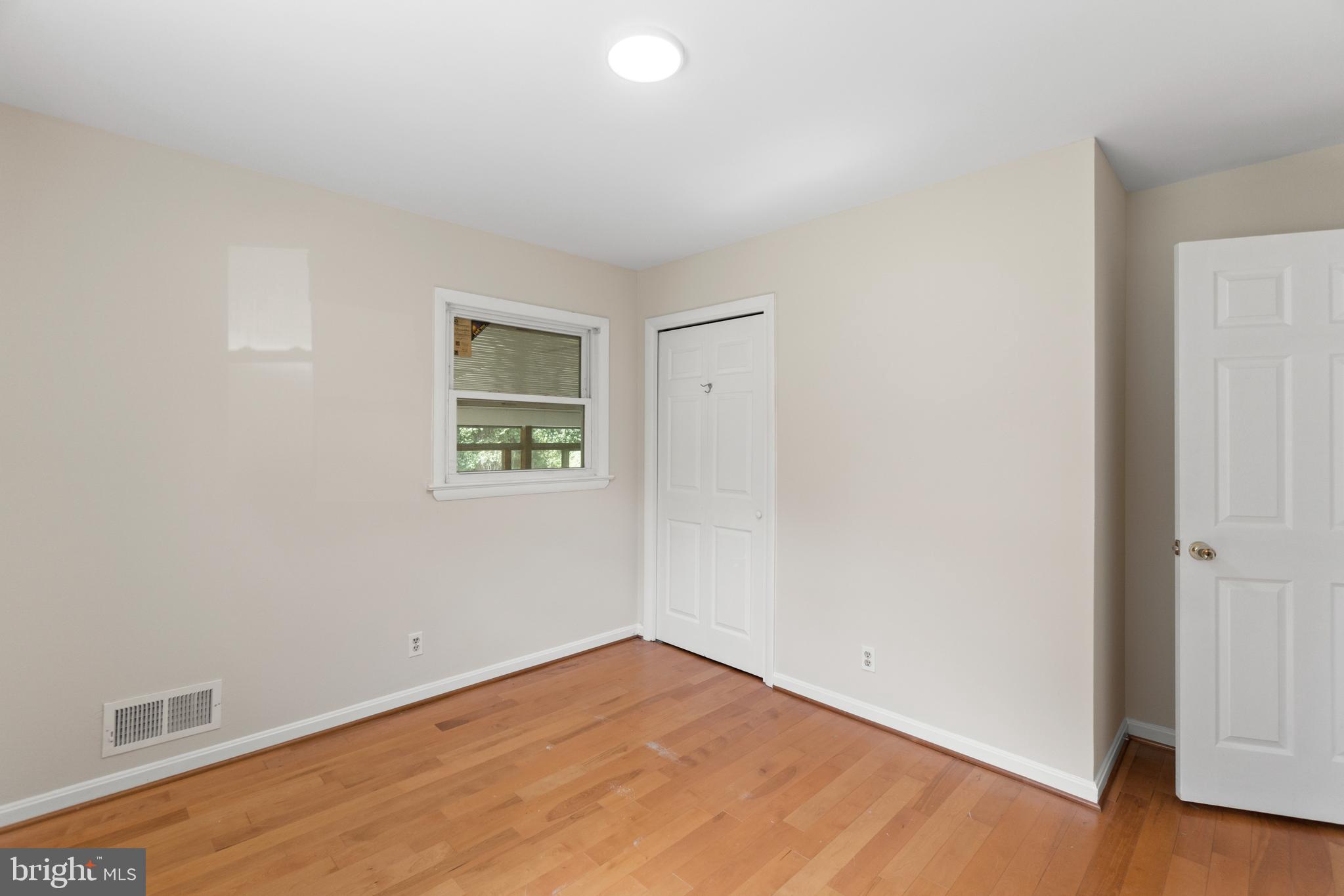 1401 Wheaton Lane Silver Spring, MD 20902 - Photo 20 of 51 Gallery Image 20