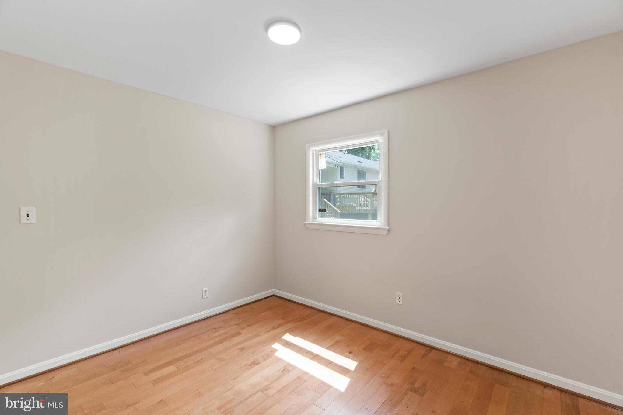 1401 Wheaton Lane Silver Spring, MD 20902 - Photo 22 of 51 Gallery Image 22