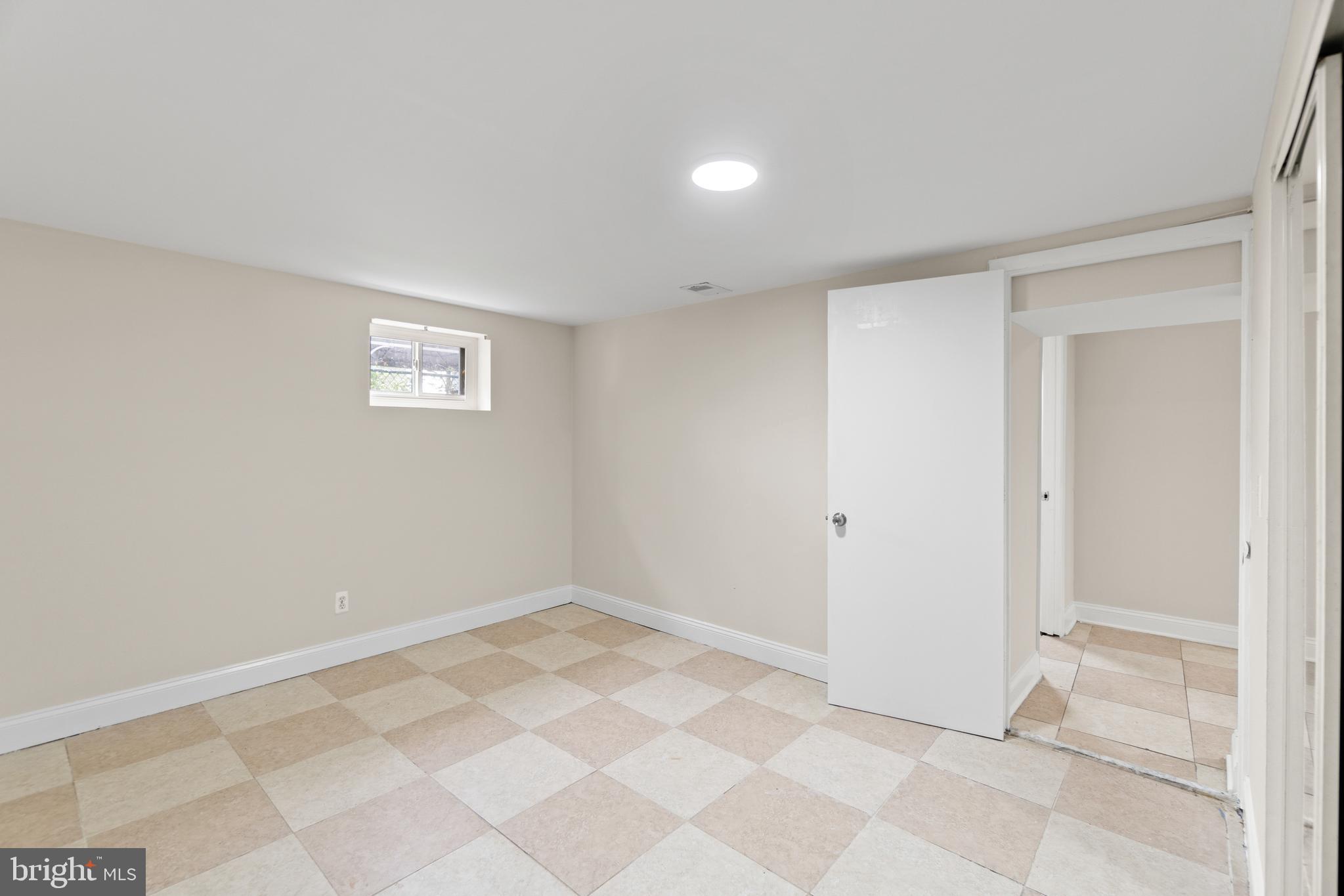 1401 Wheaton Lane Silver Spring, MD 20902 - Photo 24 of 51 Gallery Image 24