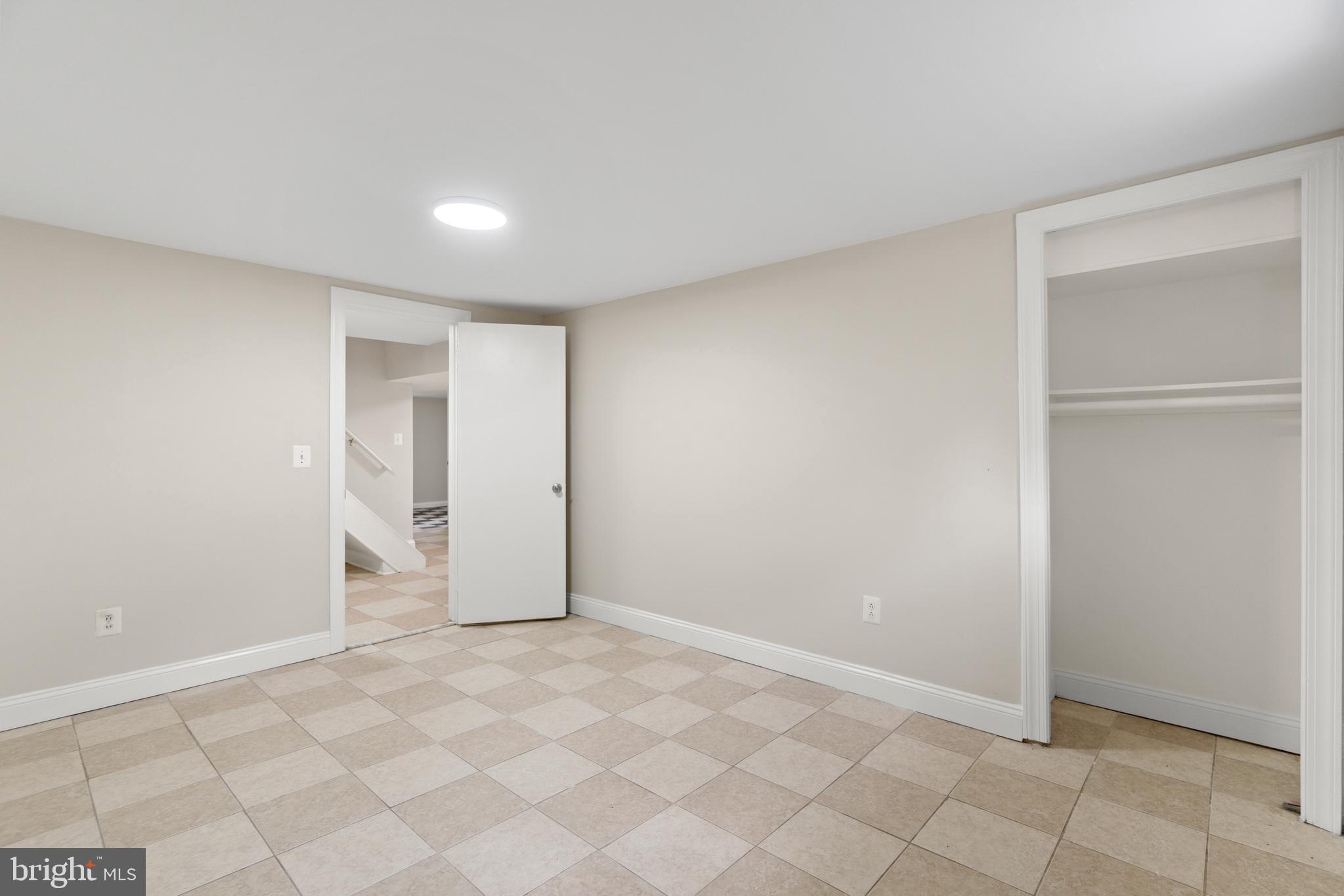 1401 Wheaton Lane Silver Spring, MD 20902 - Photo 36 of 51 Gallery Image 36
