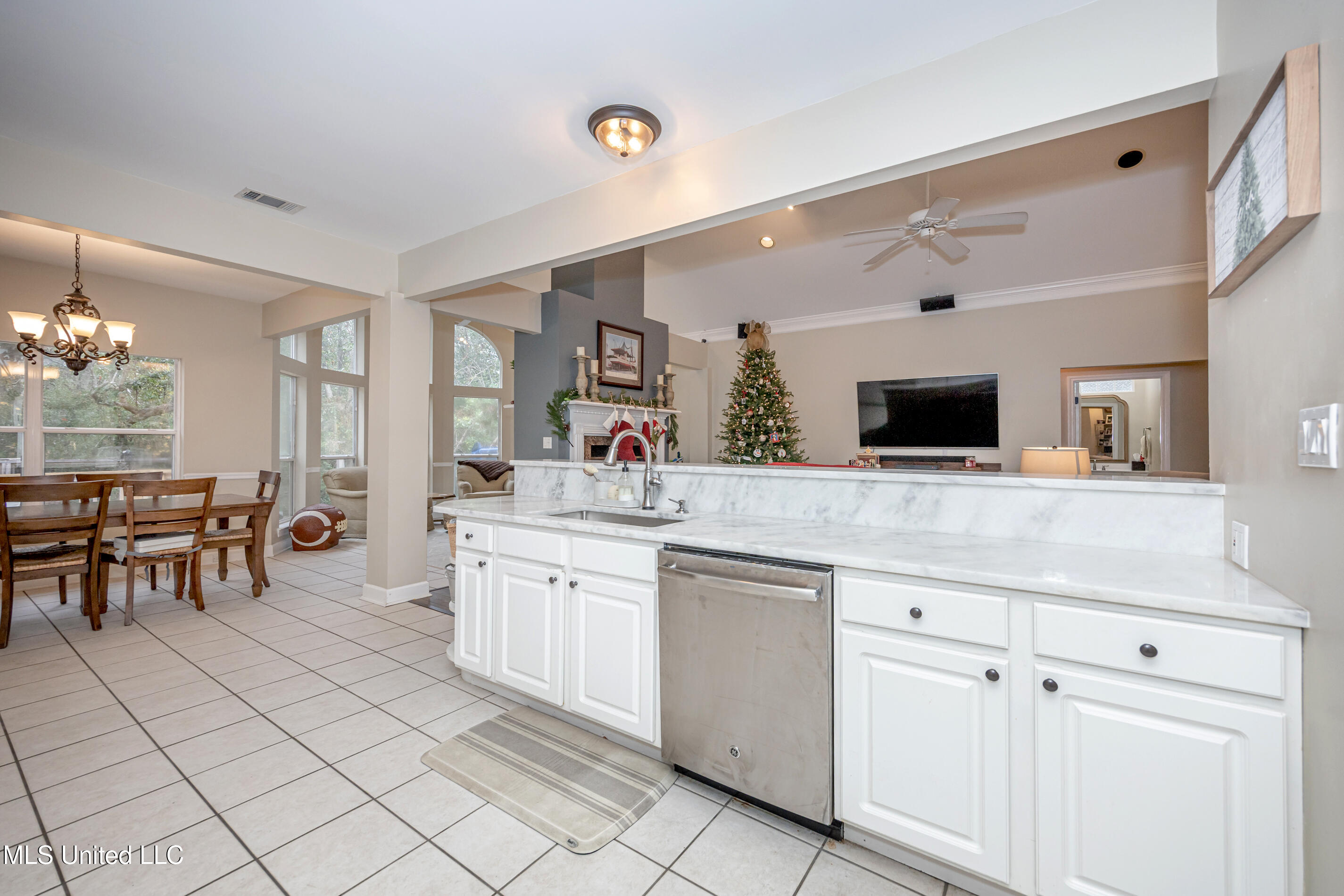 12528 Raintree Place Biloxi, MS 39532 - Photo 36 of 88 IMG_6633