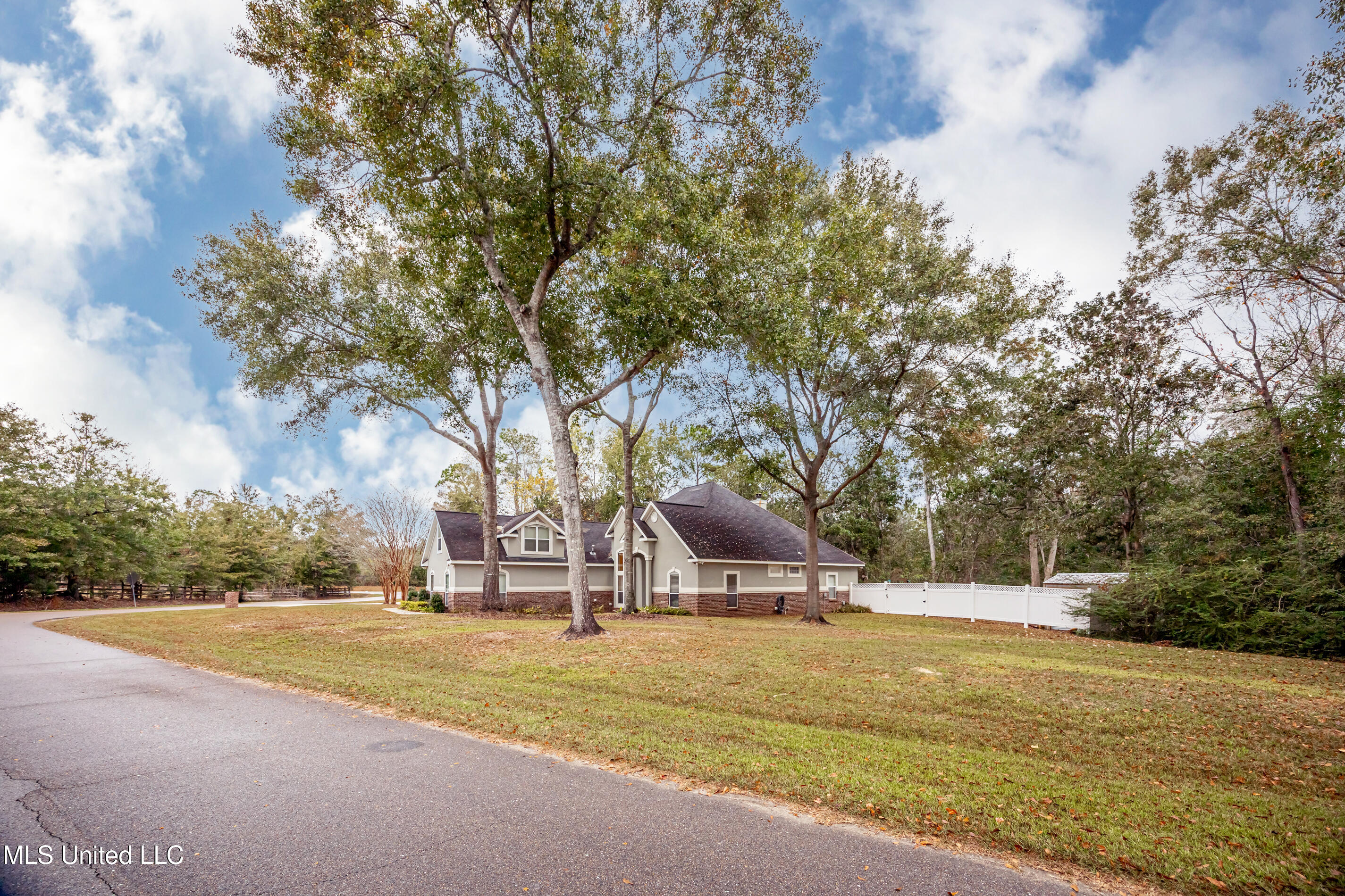 12528 Raintree Place Biloxi, MS 39532 - Photo 82 of 88 IMG_6755