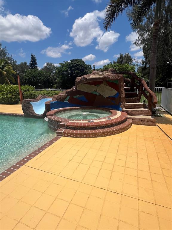 11301 Southwest 3rd Street Plantation, FL 33325 - Photo 21 of 28