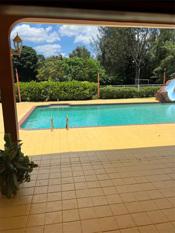 11301 Southwest 3rd Street Plantation, FL 33325 - Photo 22 of 28