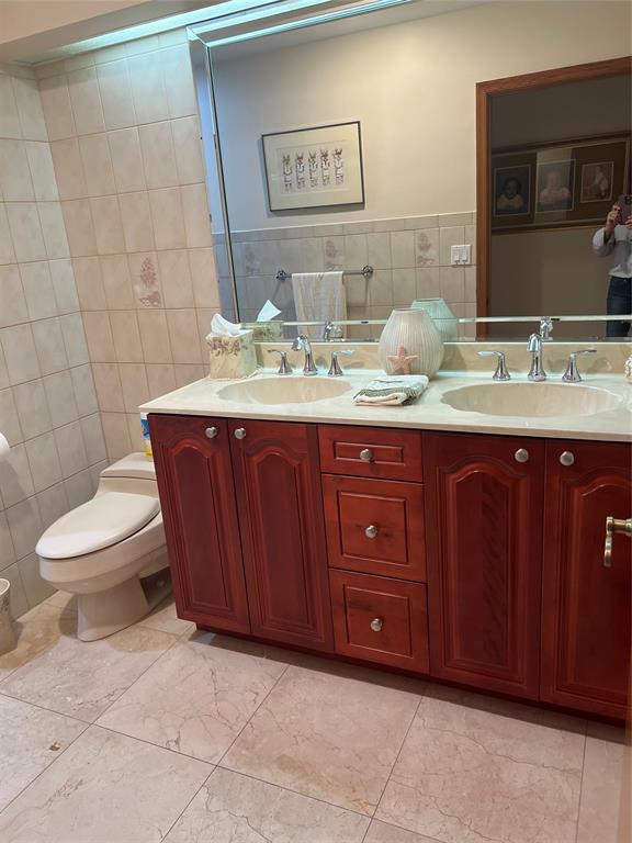 11301 Southwest 3rd Street Plantation, FL 33325 - Photo 8 of 28