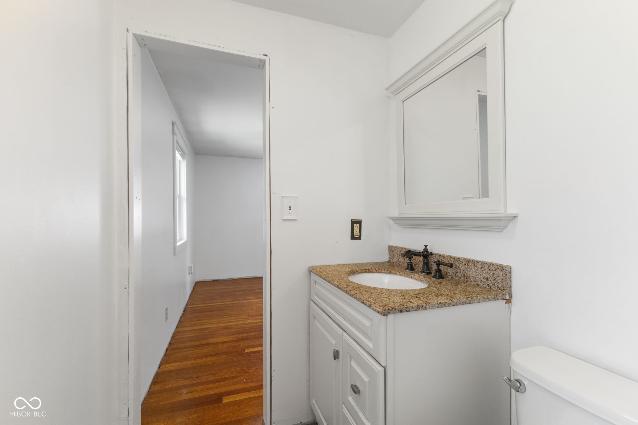 7118 Milhouse Road Indianapolis, IN 46221 - Photo 24 of 44