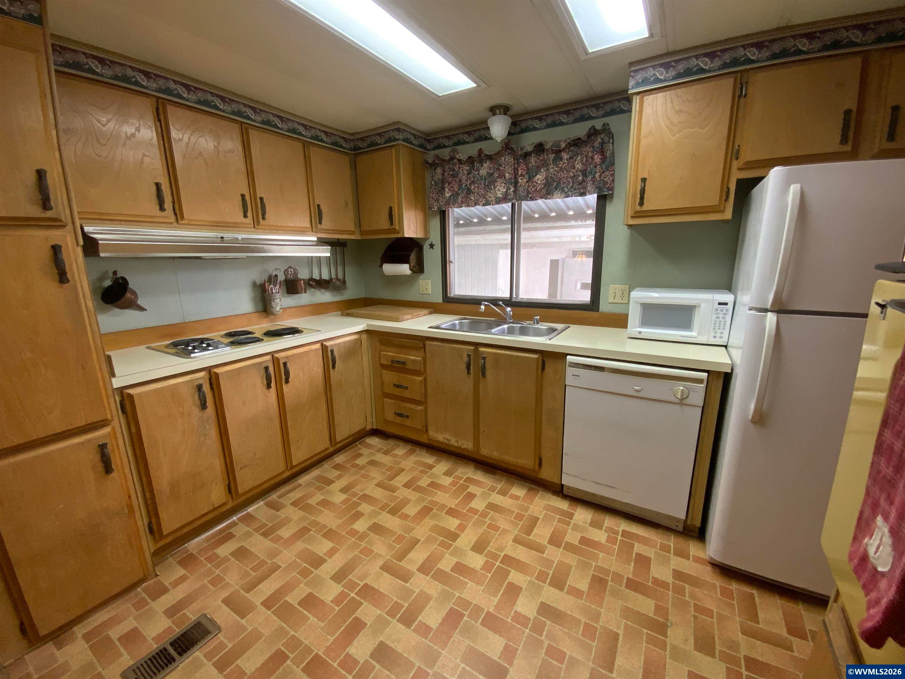 5355 River Road North, Unit 117 Keizer, OR 97303 - Photo 7 of 41 Gallery Image 7