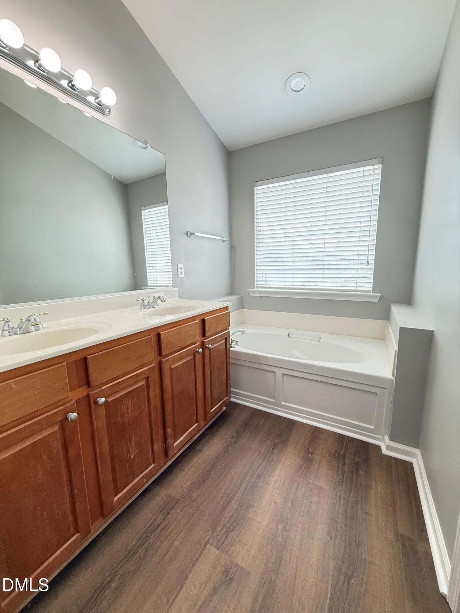 3113 Settle In Lane Raleigh, NC 27614 - Photo 18 of 45 Primary Bath