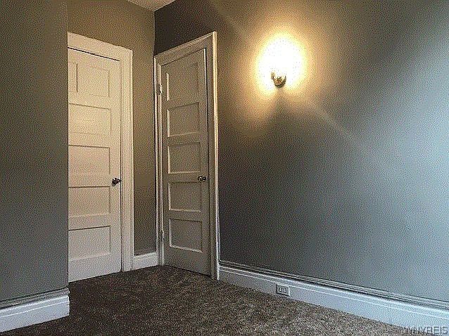227 14th Street Buffalo, NY 14213 - Photo 3 of 34