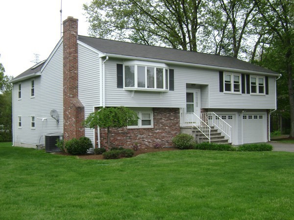 15 Burning Tree Road Natick, MA 01760 - Photo 3 of 30 Gallery Image 3