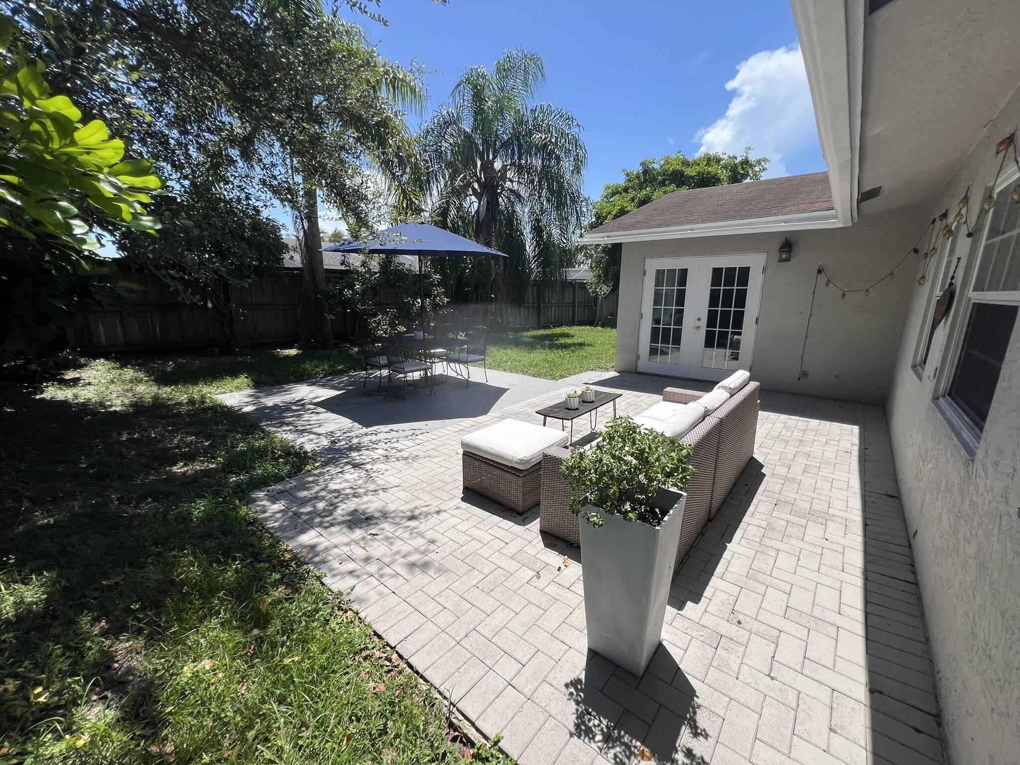 9604 Saddlebrook Drive Boca Raton, FL 33496 - Photo 4 of 25 beyc6737a004da00d