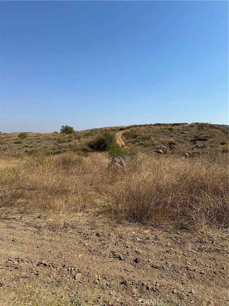 0 Multiview Drive Perris, CA 92570 - Photo 13 of 22 a view of beach and ocean