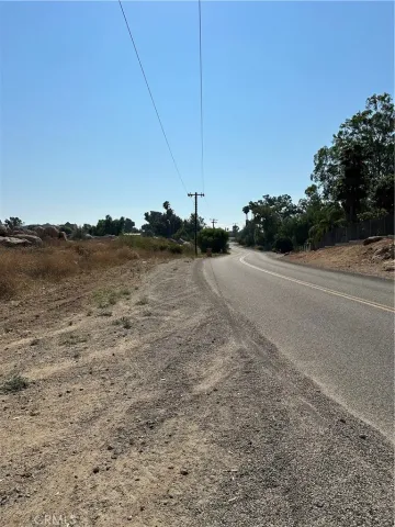 $2,000,000 | 0 Multiview Drive, Perris, CA 92570