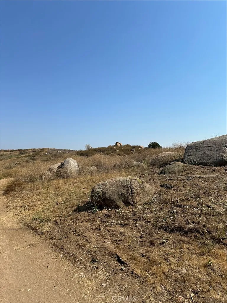 0 Multiview Drive Perris, CA 92570 - Photo 8 of 22 a view of beach and ocean