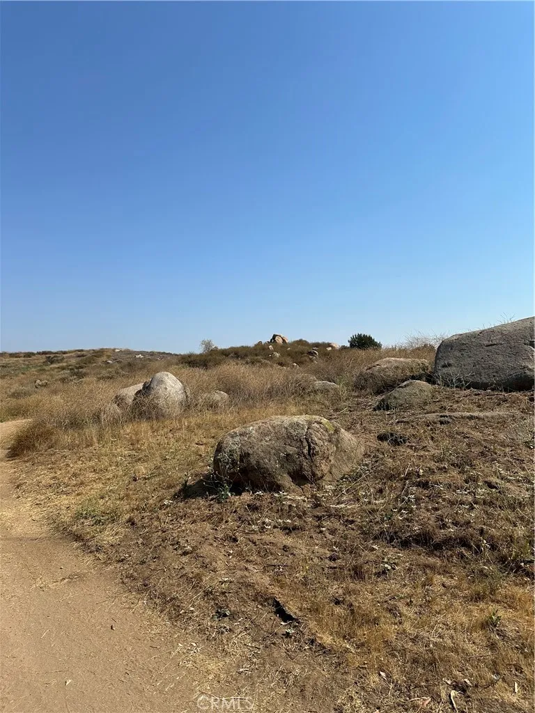 0 Multiview Drive Perris, CA 92570 - Photo 8 of 22 a view of beach and ocean