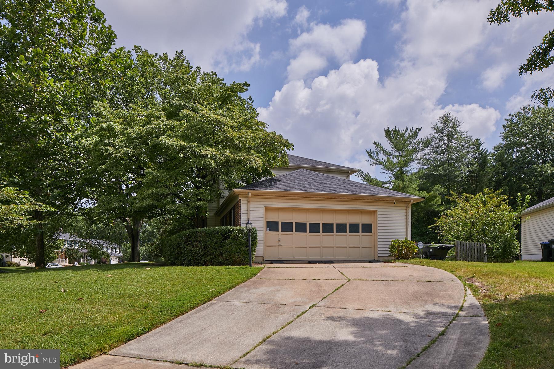 12622 Bridoon Lane Reston, VA 20191 - Photo 3 of 39